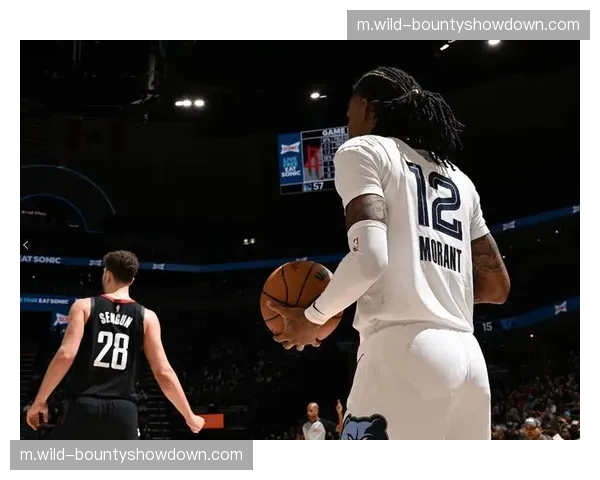 灰熊詹金斯防守调整及时 发现步行者三分威胁后迅速加强外线轮转 灰熊詹金斯防守调整及时 发现步行者三分威胁后迅速加强外线轮转